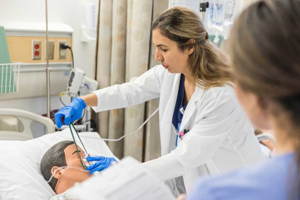 Nurshing Lab Hands-On Learning in Nursing Labs | Felician ABSN Program in NJ